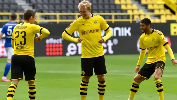 爱游戏网页版登录入口-关于队长受伤半个赛季，多特新星需助阵重要比赛的信息