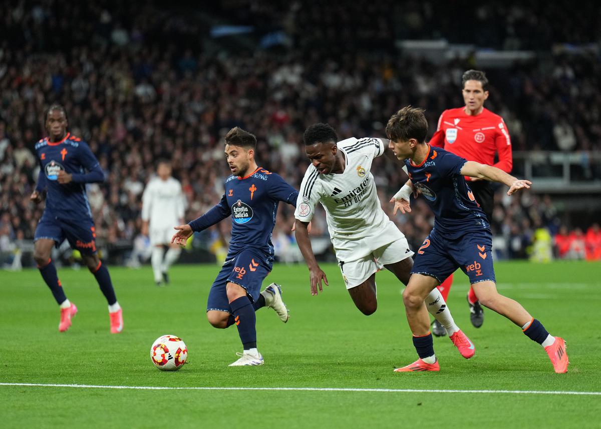 包含尼斯客场告捷,稳固在法甲联赛中游的词条 包含尼斯客场告捷,稳固在法甲联赛中游的词条