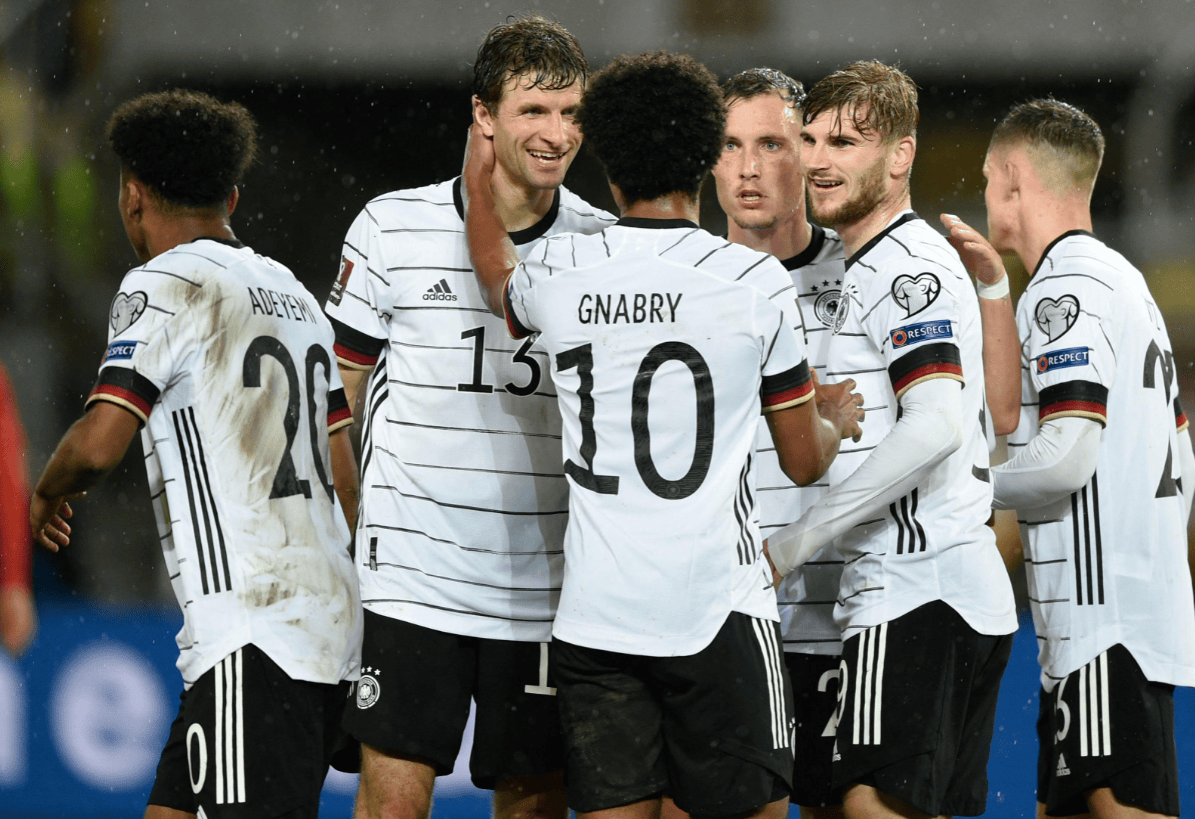 爱游戏体育直播-欧国联赛抢眼出场，球队表现让人期待的简单介绍