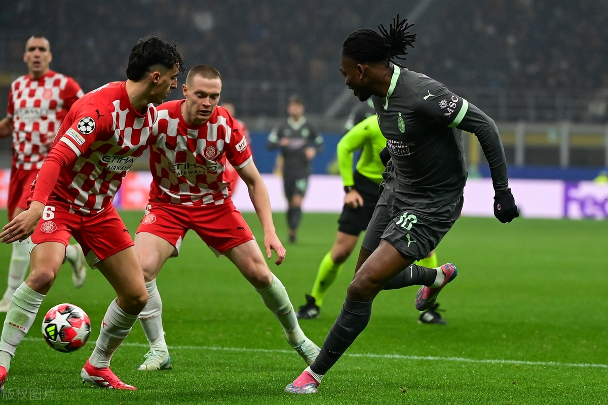 爱游戏官方登录入口-AC米兰战克罗托内，冲击欧战