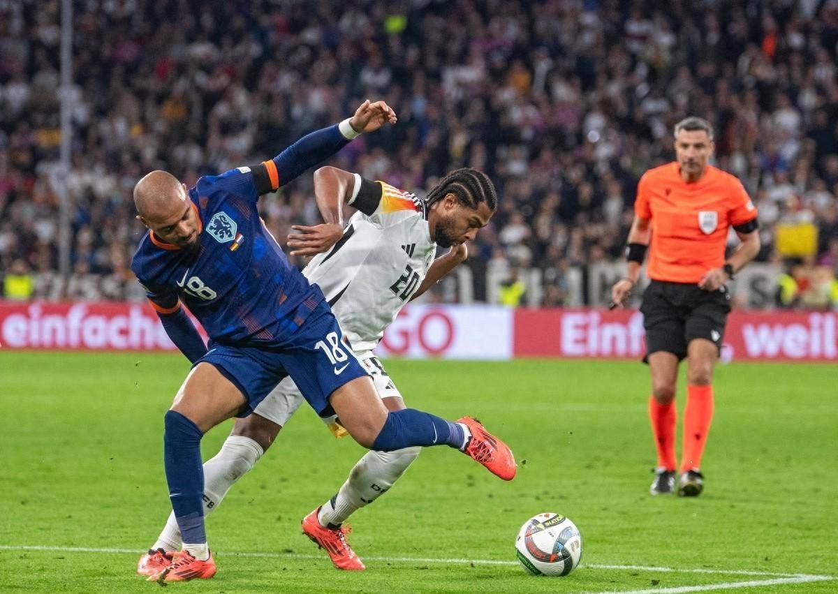 意大利队统治场上，一路领跑的简单介绍