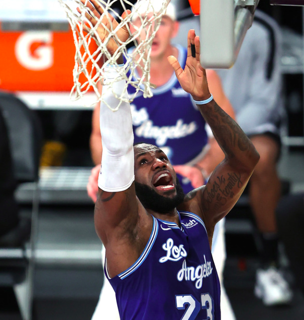 深圳雷曼客场遭遇对手逆转遭受失利的简单介绍 深圳雷曼客场遭遇对手逆转遭受失利的简单介绍