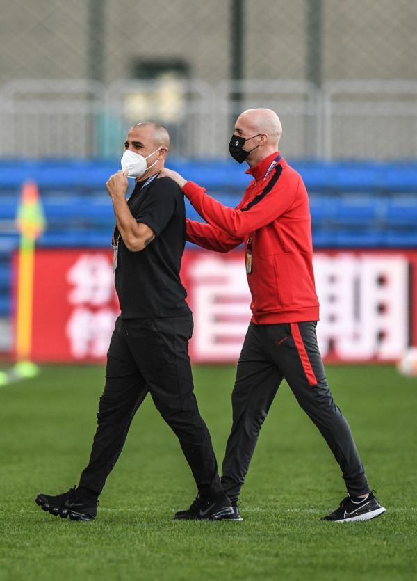 爱游戏体育平台-广州恒大客场战胜深圳佳兆业