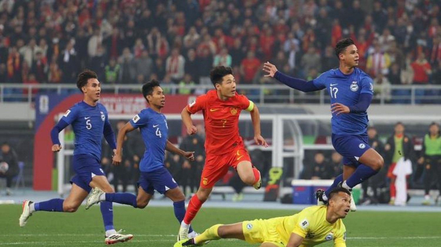 球队战斗力持续提升士气高昂 球队战斗力持续提升士气高昂