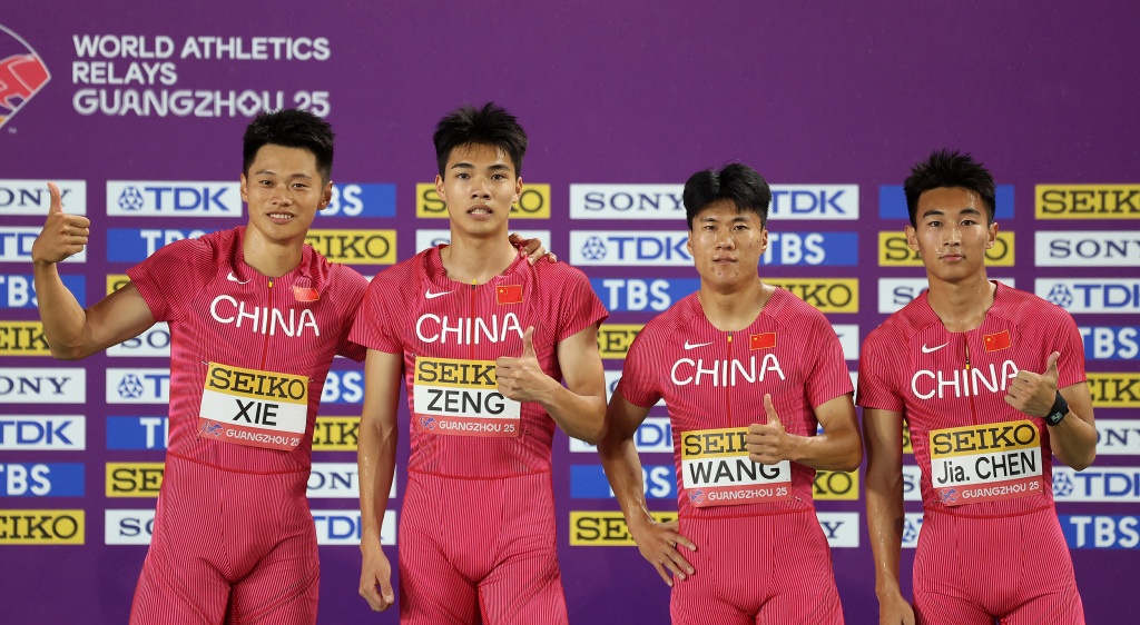 爱游戏在线-中国田径队成员刷新比赛纪录