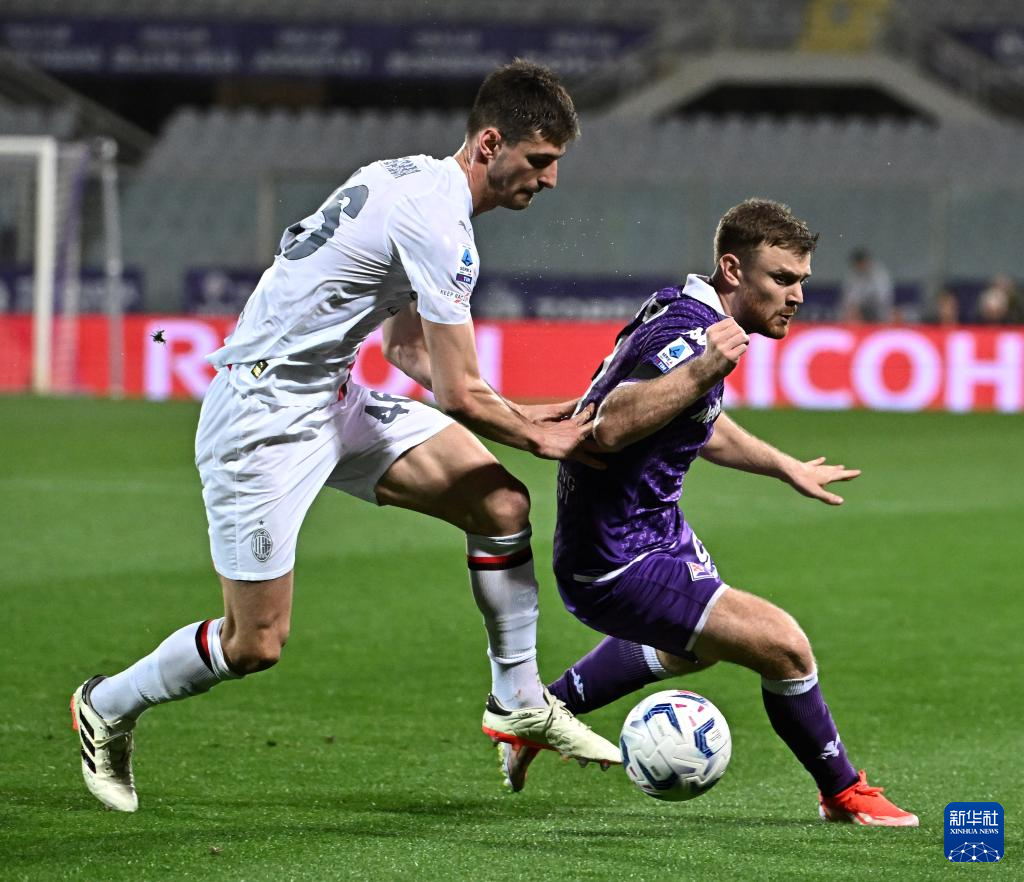 米兰客场告捷,战胜佛罗伦萨 米兰客场告捷,战胜佛罗伦萨