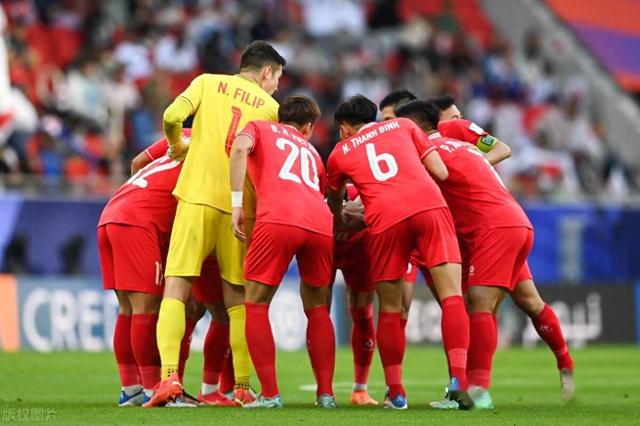 关于荷兰逆转胜土耳其,晋级悬念继续的信息 关于荷兰逆转胜土耳其,晋级悬念继续的信息