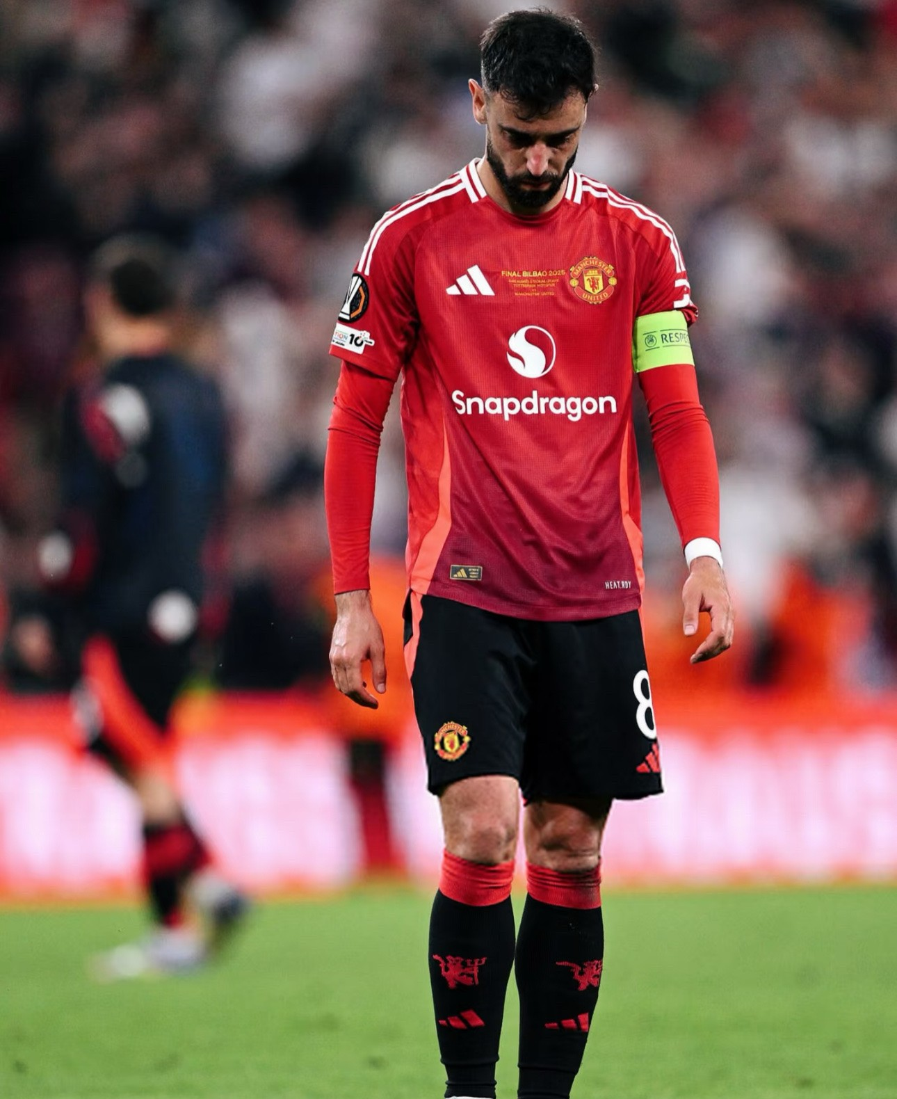 爱游戏官网-曼联后防失守，欧冠草草收场的简单介绍